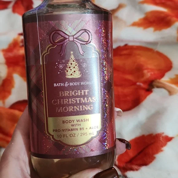 NWT BRIGHT CHRISTMAS MORNING 🎄 - Picture 2 of 3